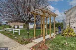 403 E Chestnut St, Cleona, PA 17042 - Photo 38