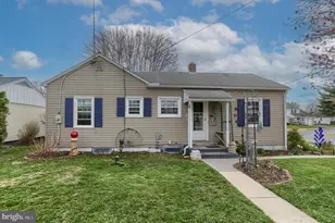 403 E Chestnut St, Cleona, PA 17042 - Photo 32