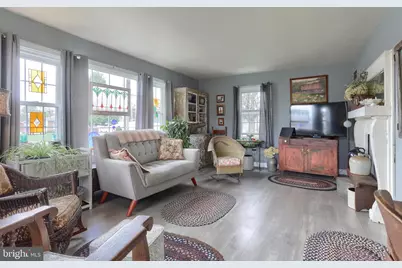 403 E Chestnut Street, Cleona, PA 17042 - Photo 8