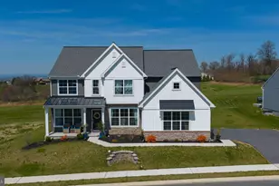 149 Copper Rdg Dr, Newmanstown, PA 17073 - Photo 2