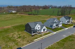 149 Copper Rdg Dr, Newmanstown, PA 17073 - Photo 6