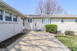 426 Edgewood Dr, Lebanon, PA 17042 - Photo 8