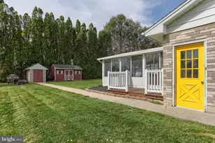 406 Wilshire Dr, Cleona, PA 17042 - Photo 32