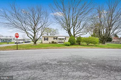 29 Carol Ann Drive, Lebanon, PA 17046 - Photo 2