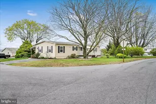 29 Carol Ann Dr, Lebanon, PA 17046 - Photo 4