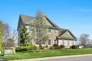 405 Clays Crossing, Lebanon, PA 17042 - Photo 2