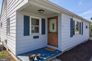 1024 Victor St, Lebanon, PA 17042 - Photo 4