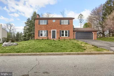 402 Oaklyn Road, Lebanon, PA 17042 - Photo 2