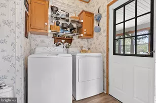 188 W Cedar St, Palmyra, PA 17078 - Photo 18