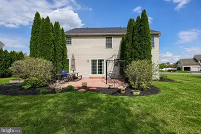 129 Pickwick Circle, Palmyra, PA 17078 - Photo 2
