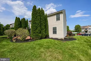 129 Pickwick Cir, Palmyra, PA 17078 - Photo 46
