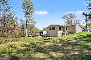 220 Maple Ave, Manheim, PA 17545 - Photo 20