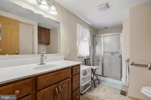 220 Maple Ave, Manheim, PA 17545 - Photo 12