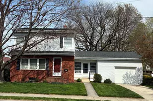 524 S Lincoln St, Palmyra, PA 17078 - Photo 1