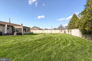 1636 Greenwood Dr, Lebanon, PA 17046 - Photo 20