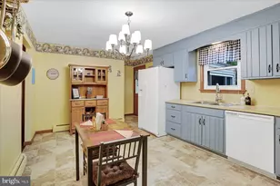 1636 Greenwood Dr, Lebanon, PA 17046 - Photo 8