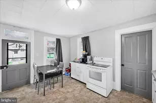 41 Memorial Blvd, Newmanstown, PA 17073 - Photo 12
