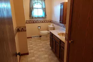 912 Poplar Ln, Lebanon, PA 17046 - Photo 8