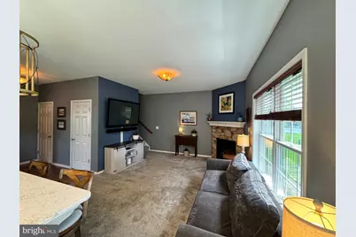 14 Manor Cir, Palmyra, PA 17078 - Photo 6