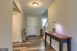 407 Orchid Cir, Lebanon, PA 17046 - Photo 6