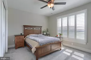407 Orchid Cir, Lebanon, PA 17046 - Photo 8