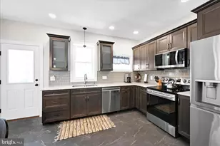 423 S 12th St, Lebanon, PA 17042 - Photo 12