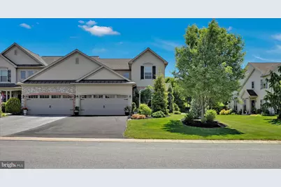 818 Briar Edge Court, Lebanon, PA 17046 - Photo 6