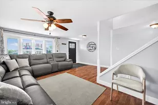 547 W Main Ave, Myerstown, PA 17067 - Photo 6