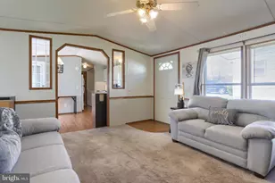 472 S Lancaster St, Lebanon, PA 17046 - Photo 8