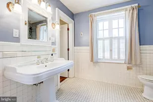 2 E High St, Lebanon, PA 17042 - Photo 36
