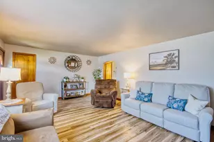 220 W Penn Ave, Cleona, PA 17042 - Photo 4
