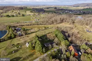 156 Horse Happy Rd, Newmanstown, PA 17073 - Photo 4