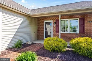 6 Springhouse Dr, Myerstown, PA 17067 - Photo 4