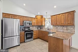6 Springhouse Dr, Myerstown, PA 17067 - Photo 10