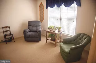 613 Blueberry Ln, Lebanon, PA 17046 - Photo 6