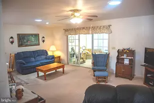 613 Blueberry Ln, Lebanon, PA 17046 - Photo 8