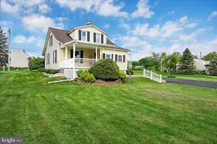 265 Narrows Dr, Lebanon, PA 17046 - Photo 4