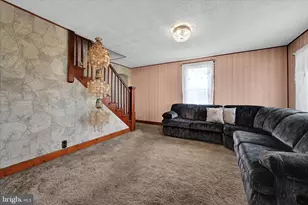 265 Narrows Dr, Lebanon, PA 17046 - Photo 8