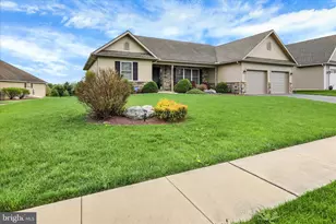 17 Park View Dr, Myerstown, PA 17067 - Photo 6