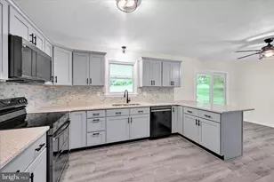 13 Villa Ln, Palmyra, PA 17078 - Photo 16