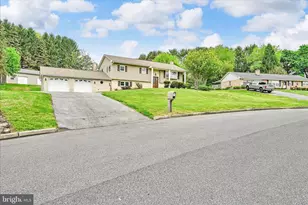 13 Villa Ln, Palmyra, PA 17078 - Photo 6