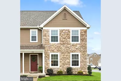 858 Byler Circle, Lebanon, PA 17042 - Photo 2