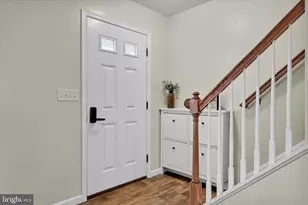 858 Byler Cir, Lebanon, PA 17042 - Photo 6