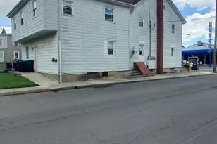 129 W Main, Palmyra, PA 17078 - Photo 2