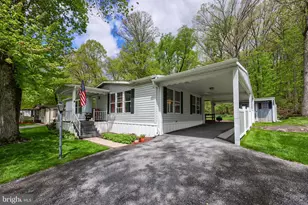 36 Maple Ave, Manheim, PA 17545 - Photo 4