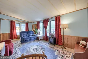 36 Maple Ave, Manheim, PA 17545 - Photo 6