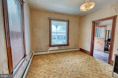 115 W Carpenter Avenue, Myerstown, PA 17067 - Photo 4