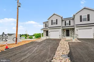 22 Sand St, Cleona, PA 17042 - Photo 4
