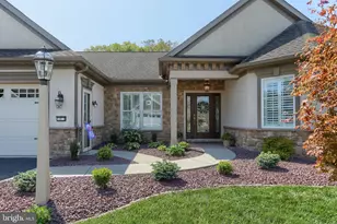 1013 Northgate Dr, Lebanon, PA 17042 - Photo 1