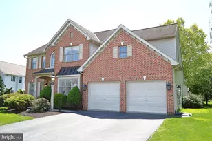 18 Hartford Dr, Annville, PA 17003 - Photo 2